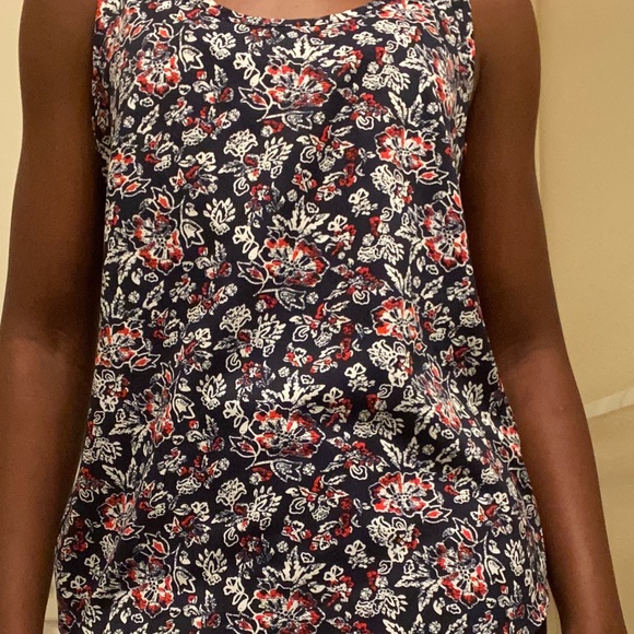 Forever 21 Tops - Forever 21 pattern top